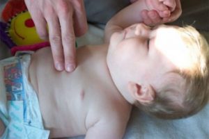 Hjärtmassage på bebis