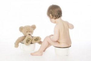 Pojke med teddybjörn