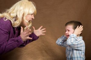 Kontrollera din ilska om du vill att dina barn ska lyssna på dig