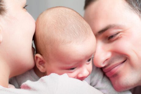 Föräldrar med bebis