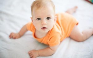 Saker du aldrig ska göra mot din bebis