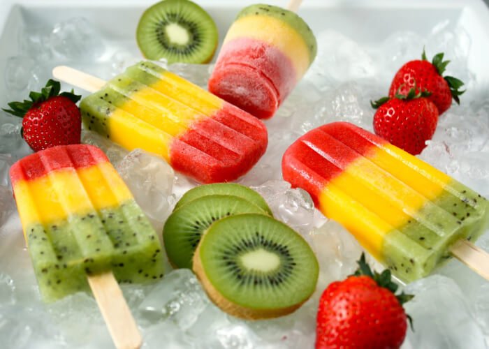 Isglass och frukt är bra att ge vid scharlakansfeber.