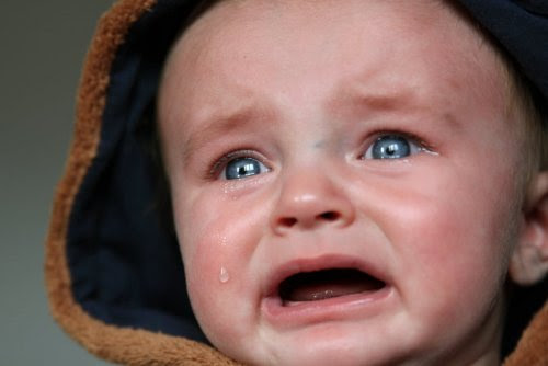 Tips för att trösta en gråtande bebis