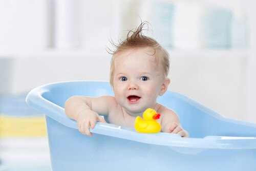 Bäst temperatur på badvattnet för din bebis