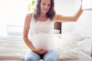 Bäckensmärta och foglossning under graviditeten