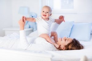 8 övningar för att stärka bebisens muskler