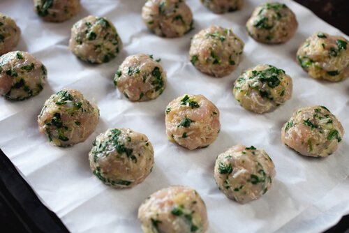 Recept på spenatbollar.