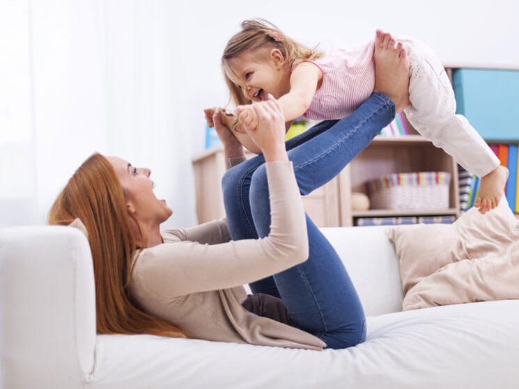 Mostrar har rollen som andra mammor