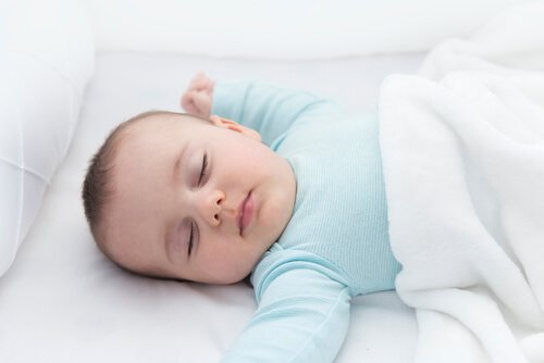 Nackreflexen är otvivelaktigt viktigt för spädbarn