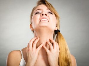 Nässelutslag under graviditeten: orsaker och behandling