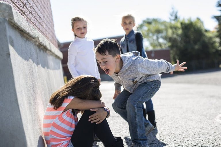 5 typer av mobbning du bör vara uppmärksam på
