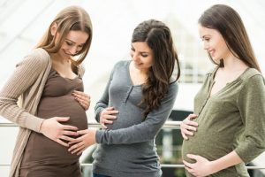 Smittar det verkligen av sig att bli mamma?