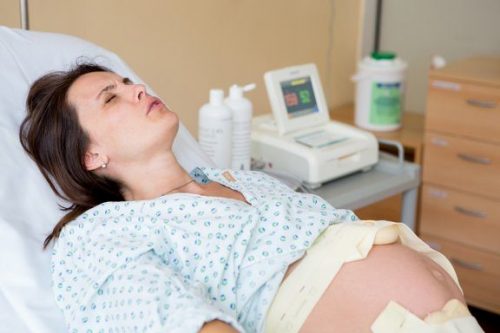Vaginala bristningar under förlossningen