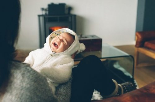 Anledningar till att bebisen gråter på kvällen