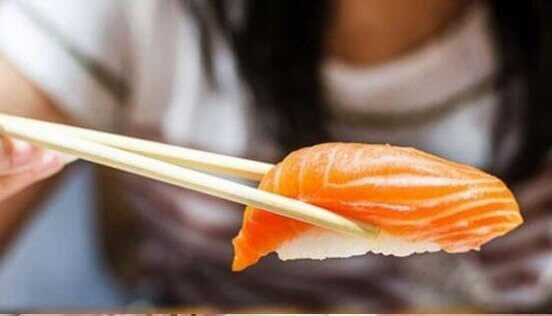 En bit sushi