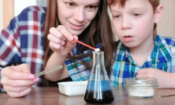 experiment med ballong och vatten