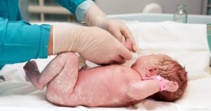 Vaginala mikrober till barn födda med kejsarsnitt