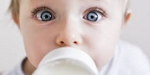 baby med nappflaska