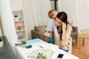 5 tips för att börja plugga igen efter att ha fött barn