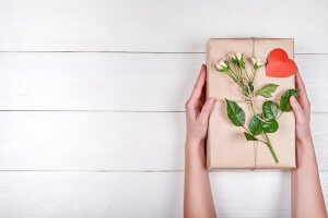 Gåvor till mammor som nyligen har fött barn