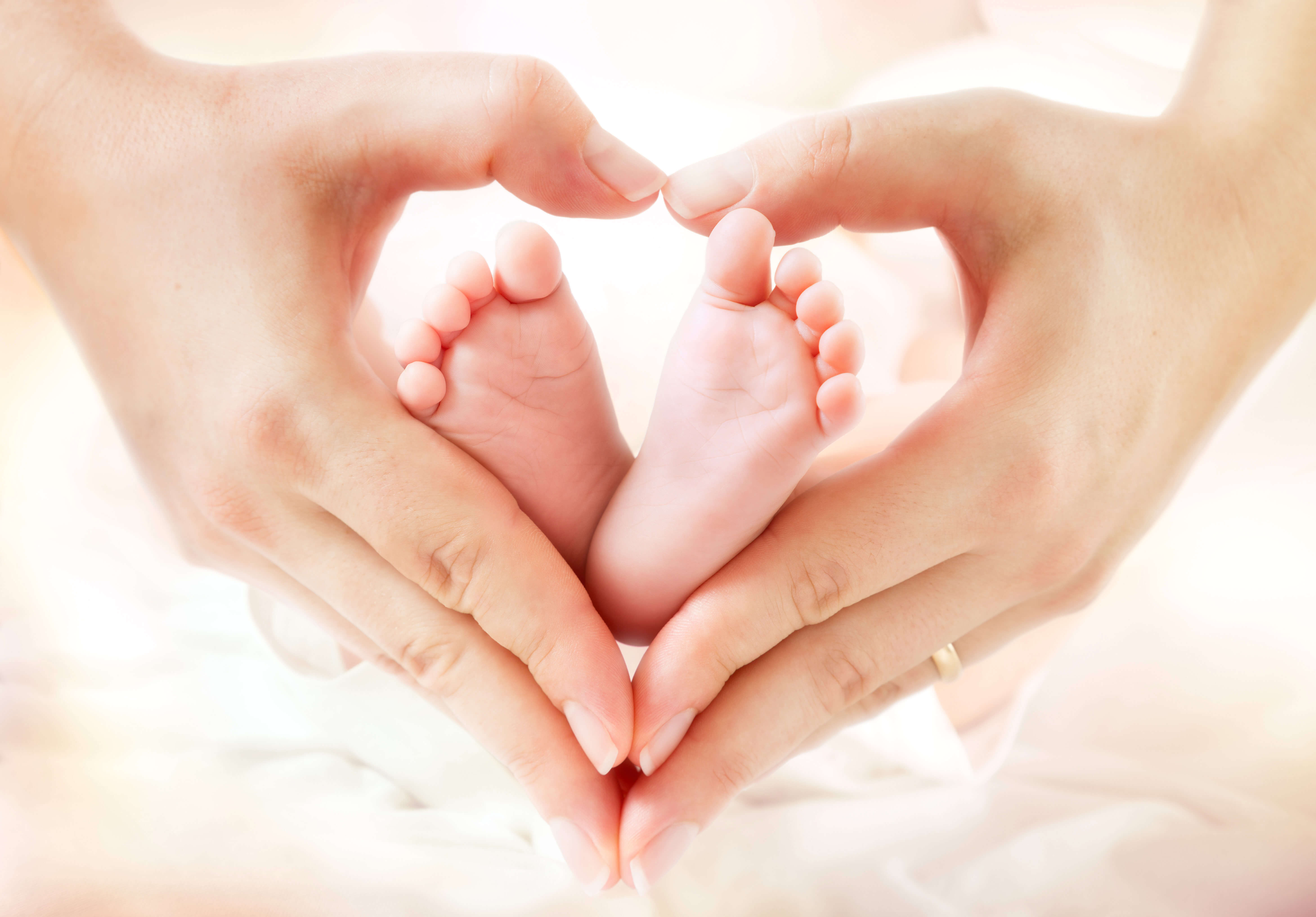 Babinskireflexen: fötter på baby