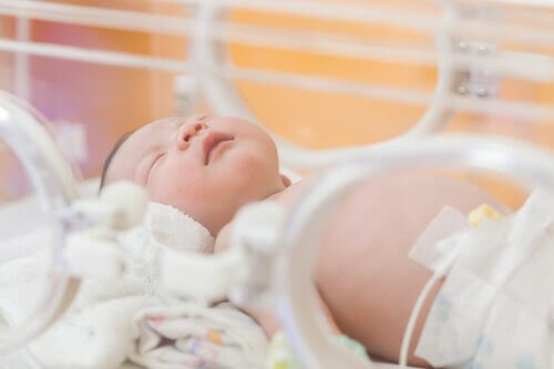 6 riktlinjer för att ta hand om ett för tidigt fött barn
