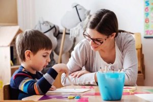 Hur du kan hjälpa dina barn att lära sig effektivt