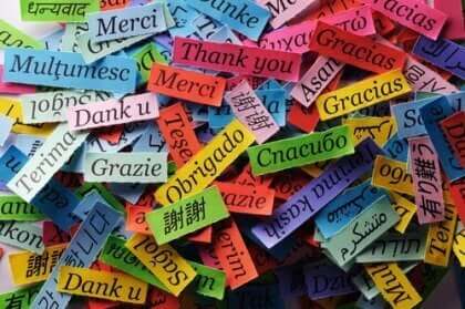 Ordet "tack" på olika språk.