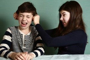 Syskonrivalitet? Så gör du för att minska det!