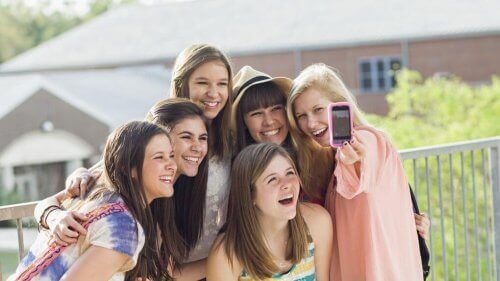 Farorna med sociala nätverk för tonåringar