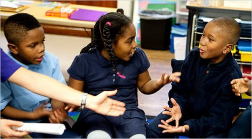 problemlösning: barn diskuterar