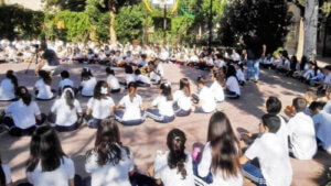 Förklara tektoniska plattor för barn