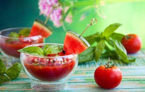 Kalla rätter för barn: gazpacho
