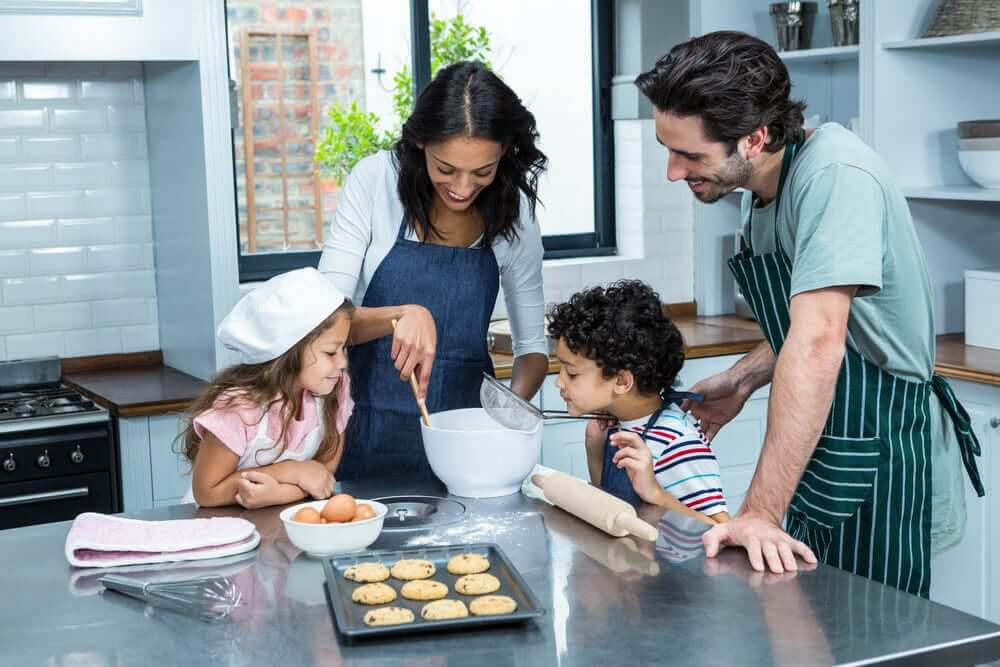 4 aktiviteter att göra hemma med familjen