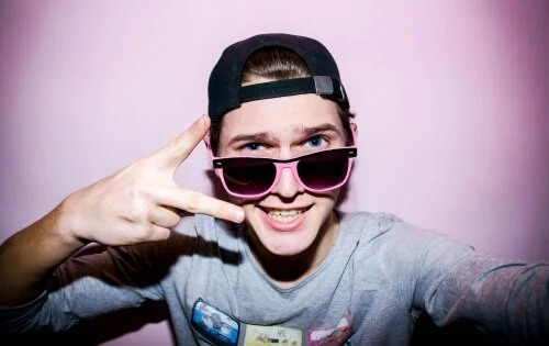 Hormonella förändringar under tonåren