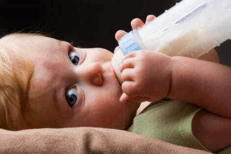 Hur väljer man modersmjölksersättning?