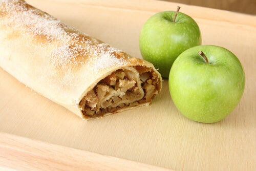 glutenfria recept: äppelpaj och äpplen