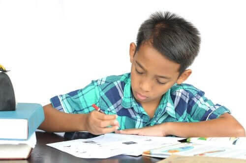 barn studerar med Pomodoro-tekniken