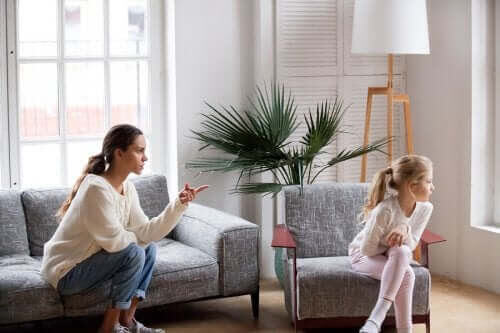 mamma talar allvar med dotter