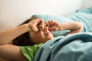 Ofullständigt uppvaknande med förvirring - vad är det?