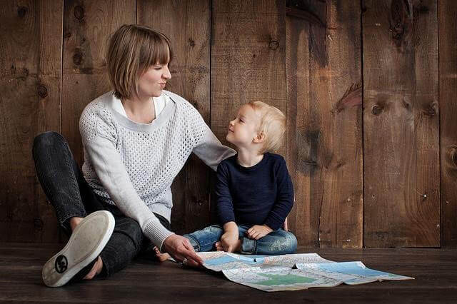 att föda pojkar: mamma och pojke