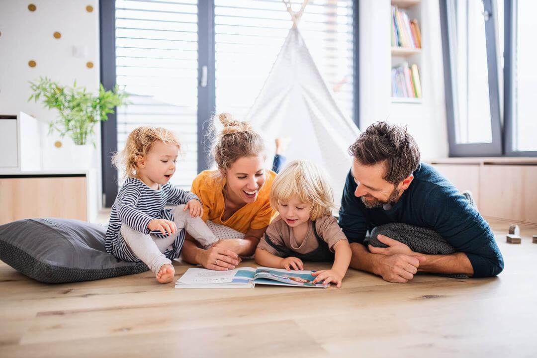 familj främjar språklig kreativitet