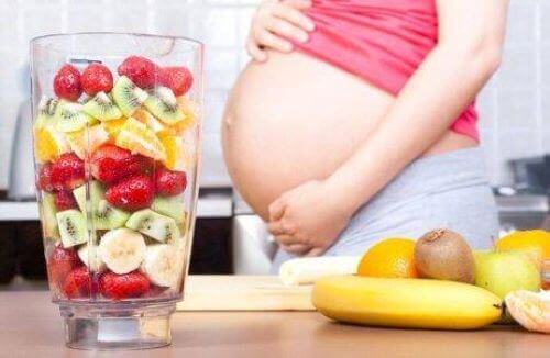 Smoothie fulladdad med näringsämnen.