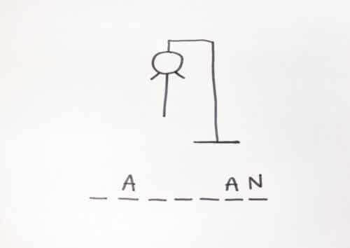 hemma med penna och papper: hänga gubbe