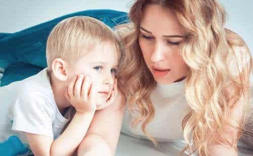 mamma ger order till barn