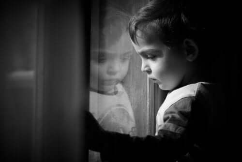 Emotionell deprivation: orsaker och konsekvenser