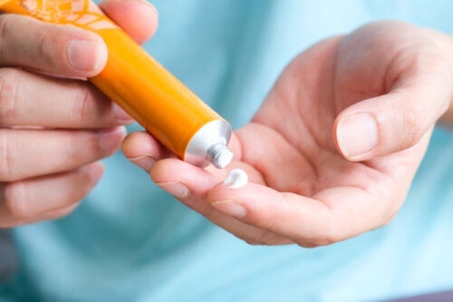 Amning och steroidkrämer: vad du bör veta