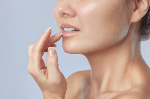 10 huskurer för att återfukta dina läppar