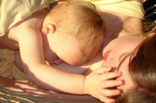 9 fördelar med amning för mamman