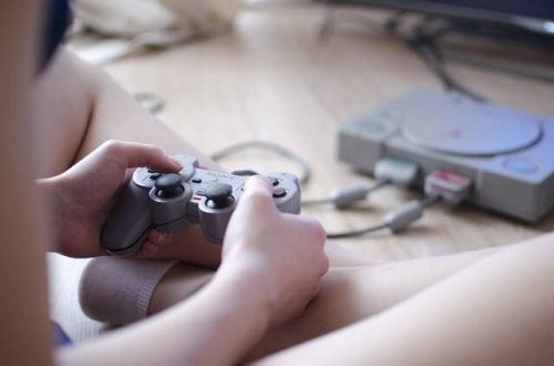 10 tecken på att ditt barn är beroende av TV-spel